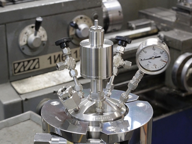 РВД АН - 1 - Крышка реактора