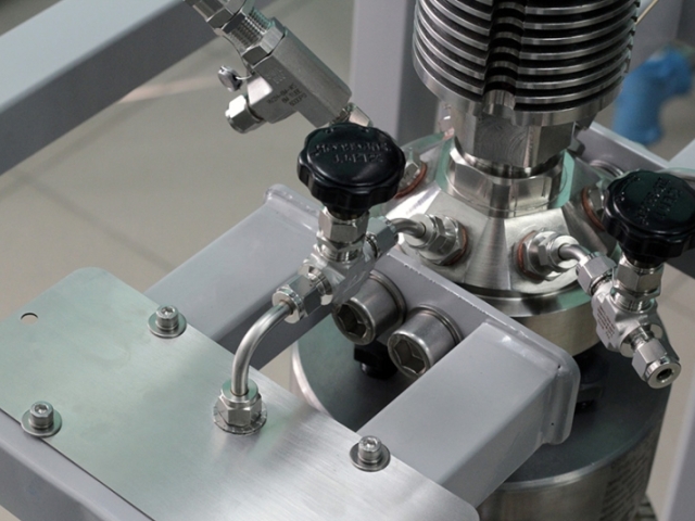 Пробоотборный кран