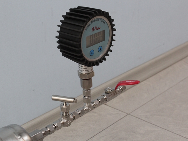 электронный манометр