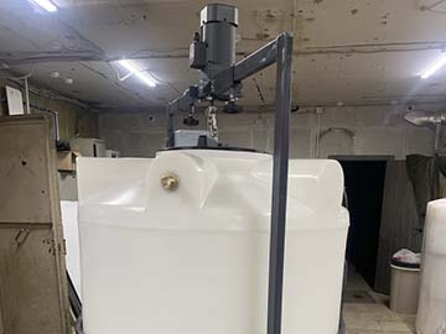 емкость пластиковая вертикальная